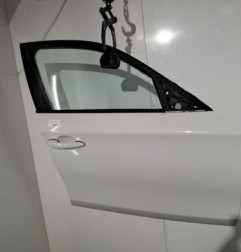 Porte avant droit BMW SERIE 1 E87