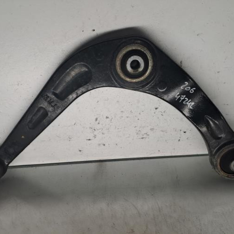 Triangle avant gauche PEUGEOT 206