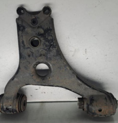 Triangle avant droit MERCEDES CLASSE B 245