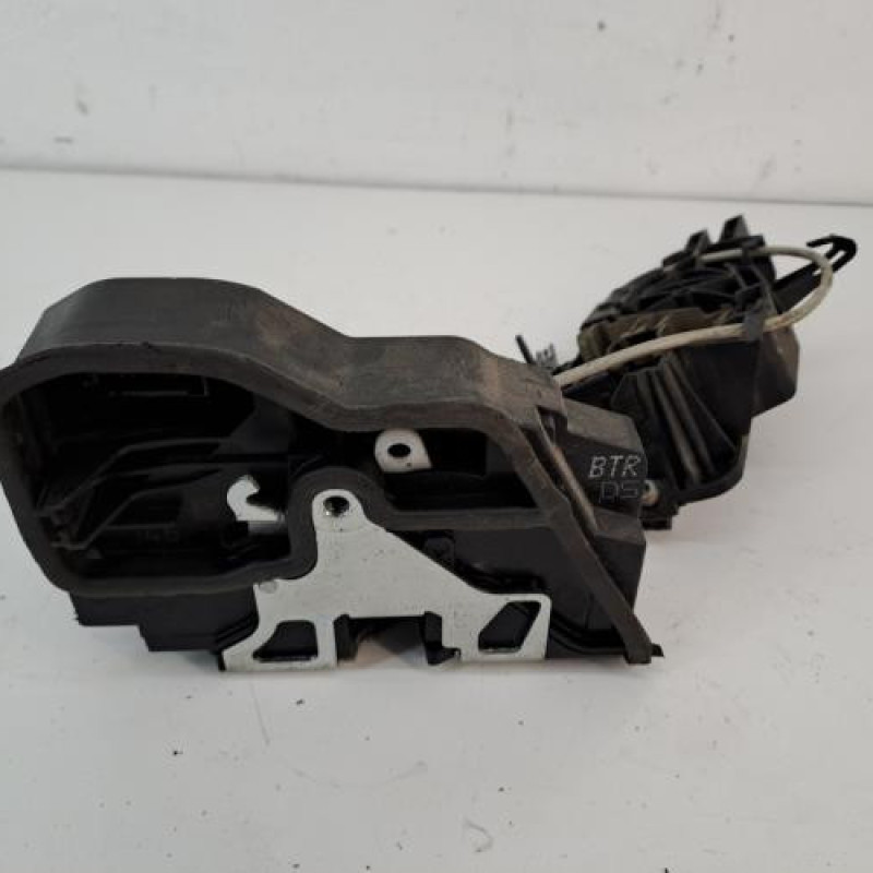 Serrure avant droit BMW SERIE 3 E91