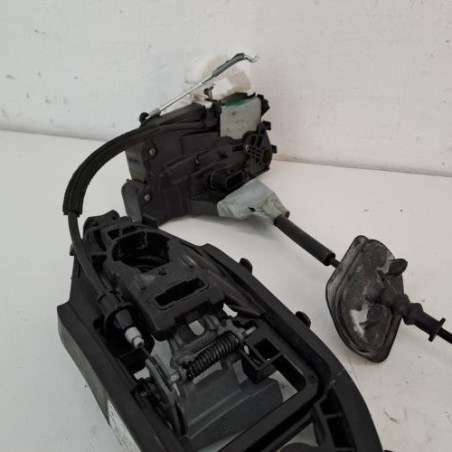 Serrure avant gauche FORD FOCUS 4