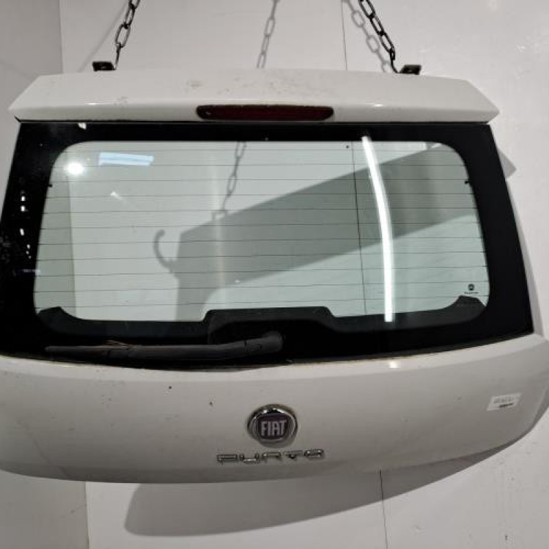 Malle/Hayon arriere FIAT PUNTO EVO 3