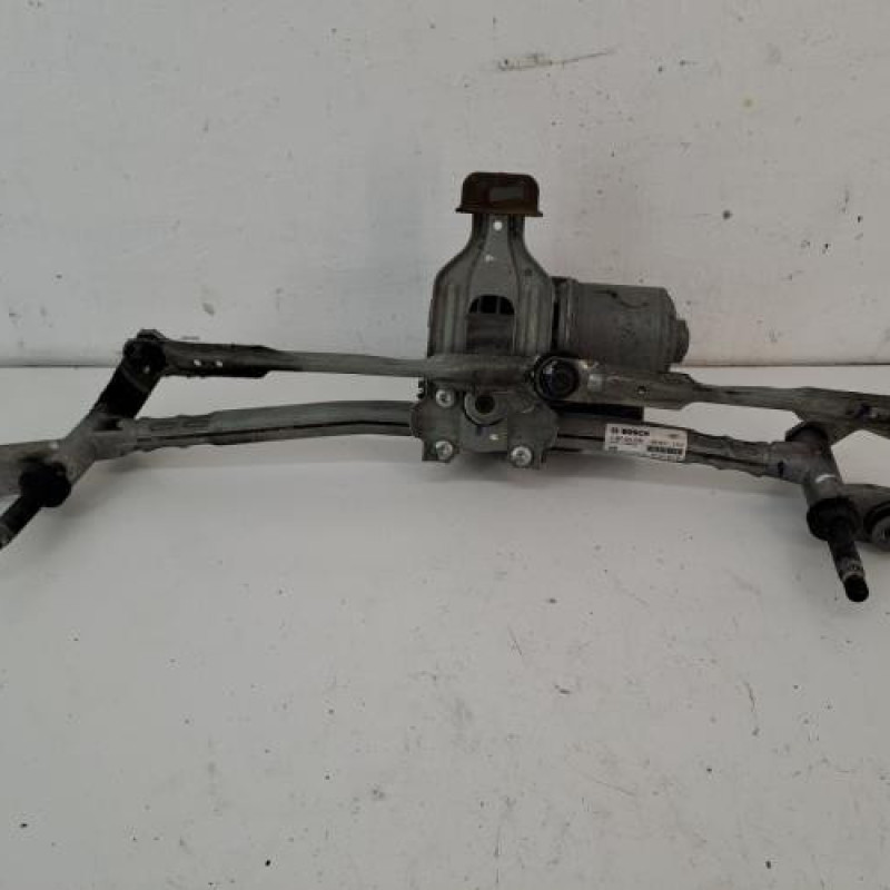 Moteur essuie glace avant PEUGEOT 3008 2