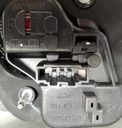 Feu arriere secondaire droit (feux) VOLKSWAGEN GOLF 6 Photo n°3