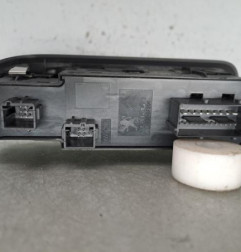 Interrupteur de leve vitre avant gauche PEUGEOT 508 1 SW
