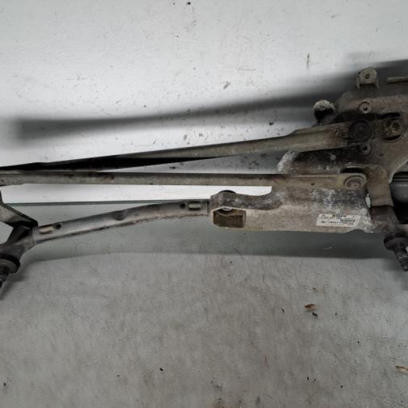 Moteur essuie glace avant FORD FIESTA 6