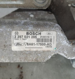 Moteur essuie glace avant FORD FIESTA 6 Photo n°4