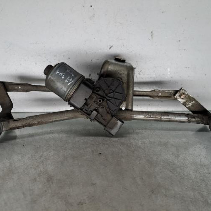 Moteur essuie glace avant PEUGEOT 206