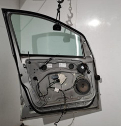 Porte avant gauche MERCEDES CLASSE B 245 Photo n°4