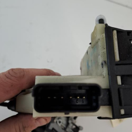 Serrure avant gauche PEUGEOT 208 1