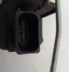 Serrure avant gauche OPEL ZAFIRA TOURER C