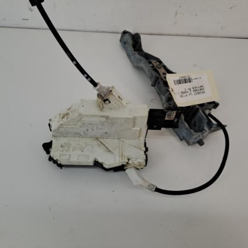 Serrure avant droit PEUGEOT PARTNER 2