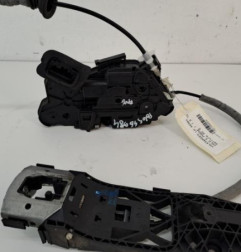 Serrure avant gauche VOLKSWAGEN POLO 5 Photo n°1