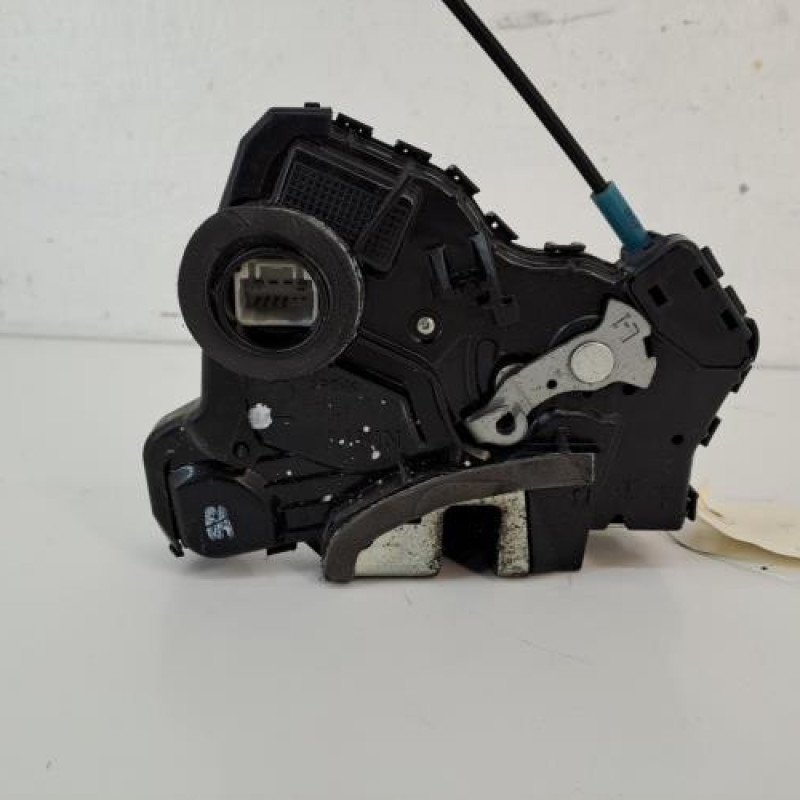 Serrure avant gauche TOYOTA VERSO