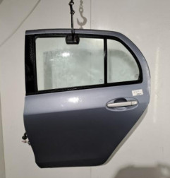 Porte arriere gauche TOYOTA YARIS 2 Photo n°1
