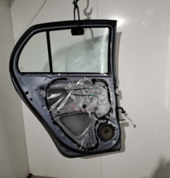 Porte arriere gauche TOYOTA YARIS 2 Photo n°3