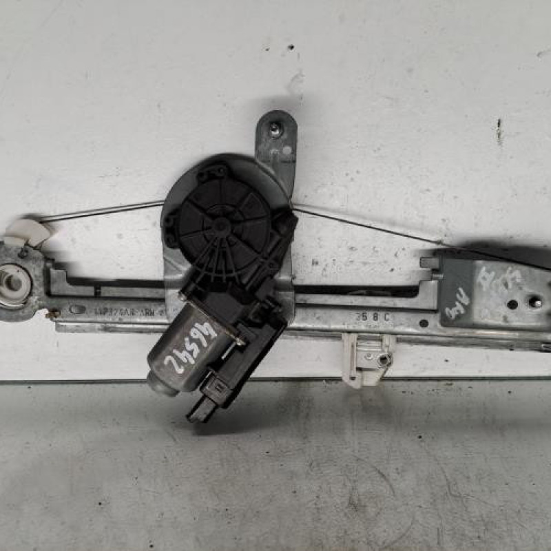 Leve vitre electrique arriere droit RENAULT GRAND SCENIC 2