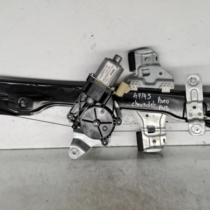 Leve vitre electrique avant droit CHEVROLET AVEO 2