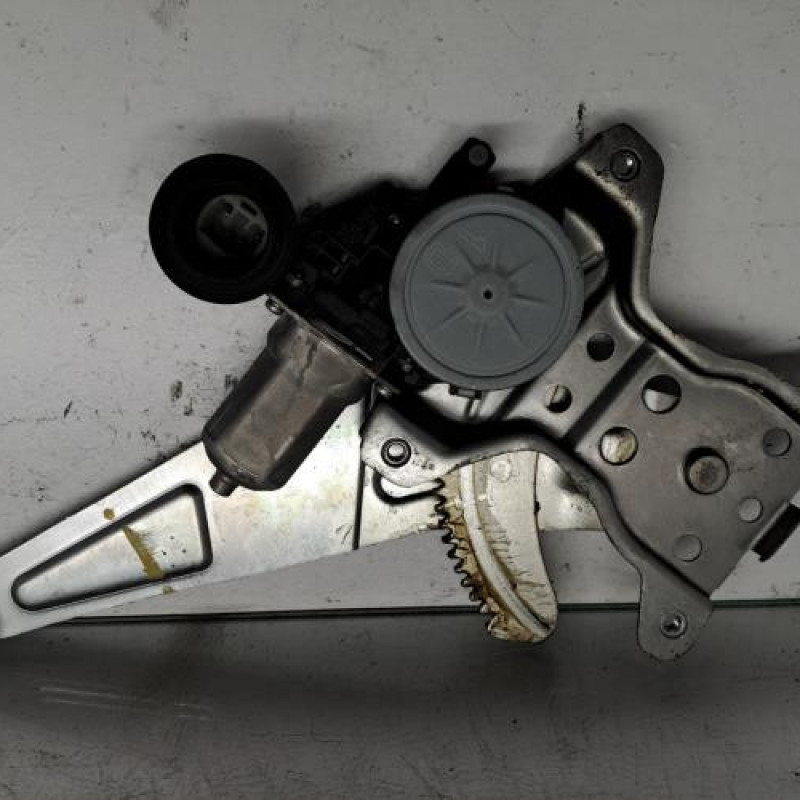 Leve vitre electrique arriere droit DAIHATSU MATERIA