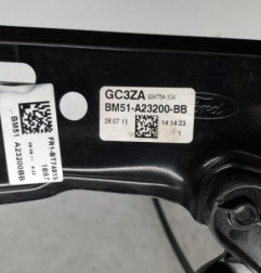 Leve vitre electrique avant droit FORD FOCUS 3 Photo n°4