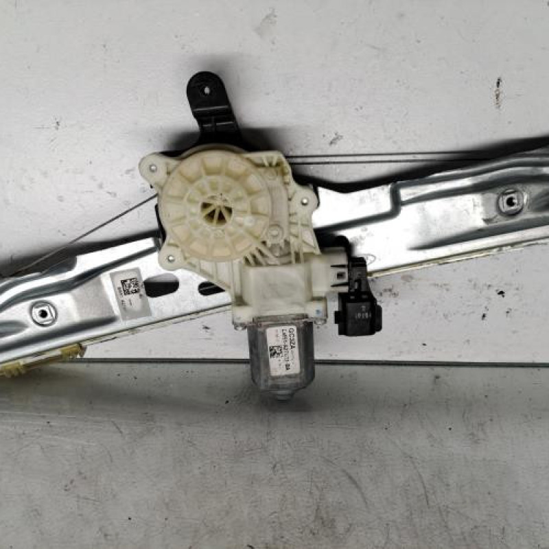 Leve vitre electrique arriere gauche FORD FOCUS 3