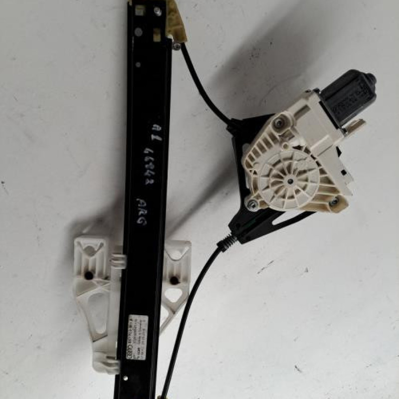 Leve vitre electrique arriere gauche AUDI A1 1