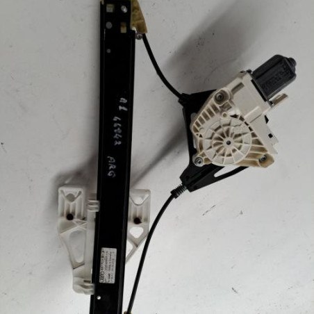 Leve vitre electrique arriere gauche AUDI A1 1 Photo n°1