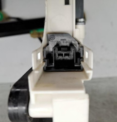 Leve vitre electrique avant gauche AUDI A1 1 Photo n°3