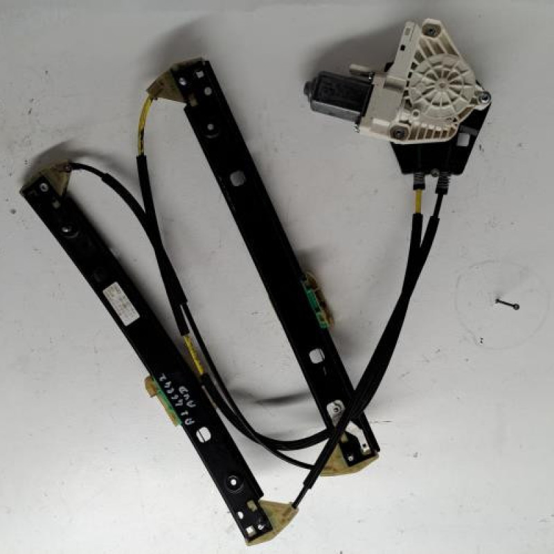 Leve vitre electrique avant droit AUDI A1 1