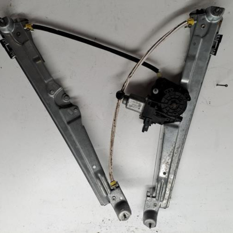 Leve vitre electrique avant gauche RENAULT SCENIC 4