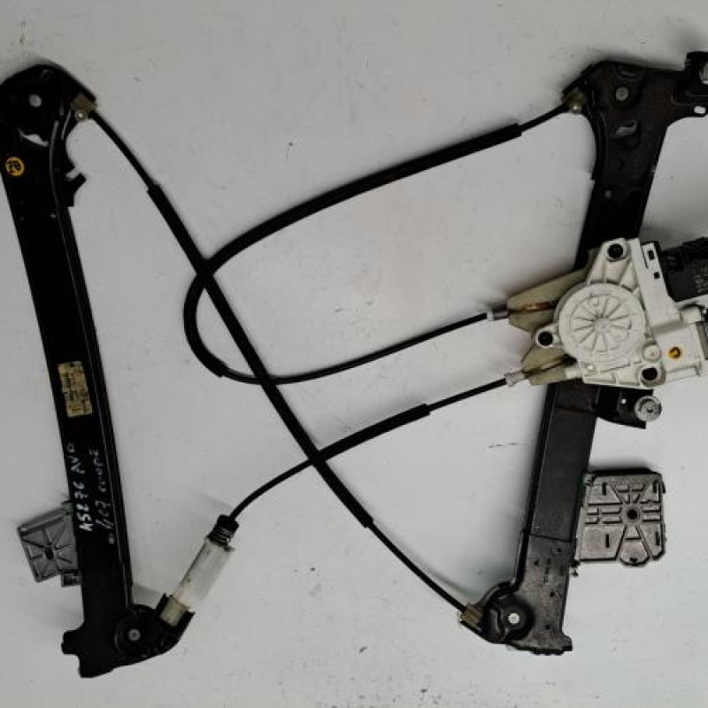 Leve vitre electrique avant droit PEUGEOT 407