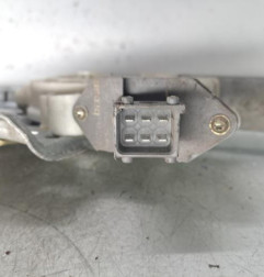 Leve vitre electrique avant gauche TOYOTA AVENSIS 2 Photo n°3