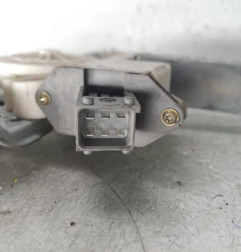 Leve vitre electrique avant gauche TOYOTA AVENSIS 2 Photo n°3