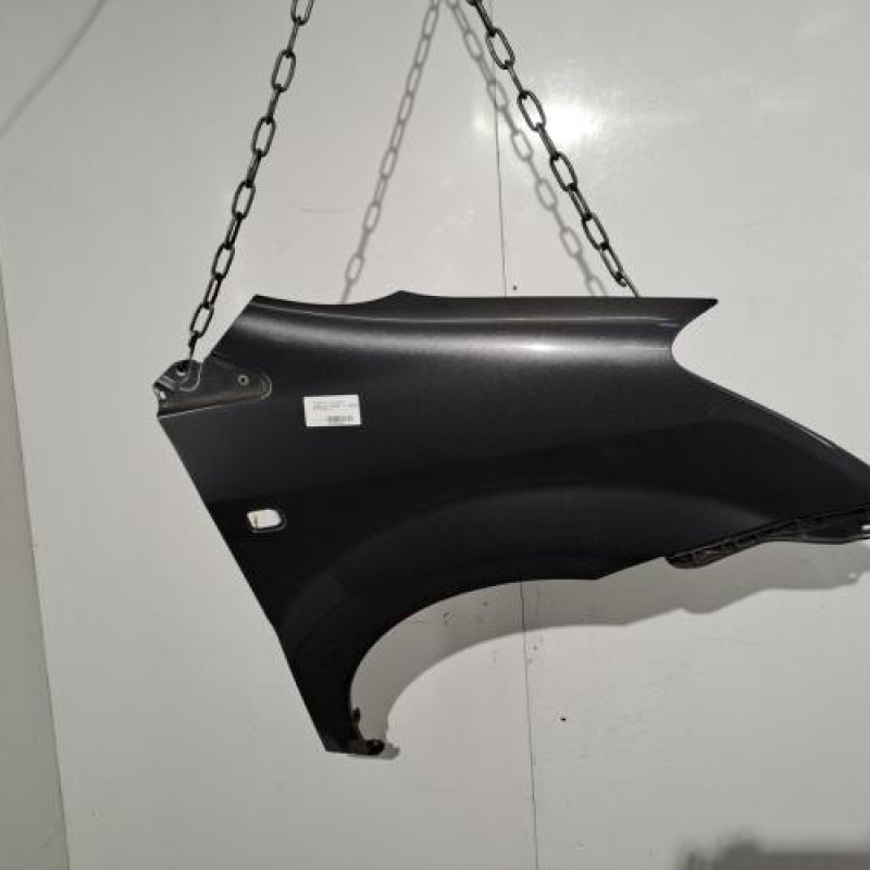 Aile avant droit TOYOTA COROLLA VERSO 2