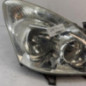 Optique avant principal droit (feux)(phare) TOYOTA COROLLA VERSO 2