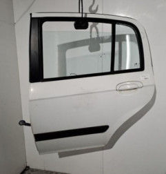 Porte arriere gauche HYUNDAI GETZ Photo n°1