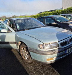 Optique avant principal droit (feux)(phare) RENAULT SAFRANE Photo n°6