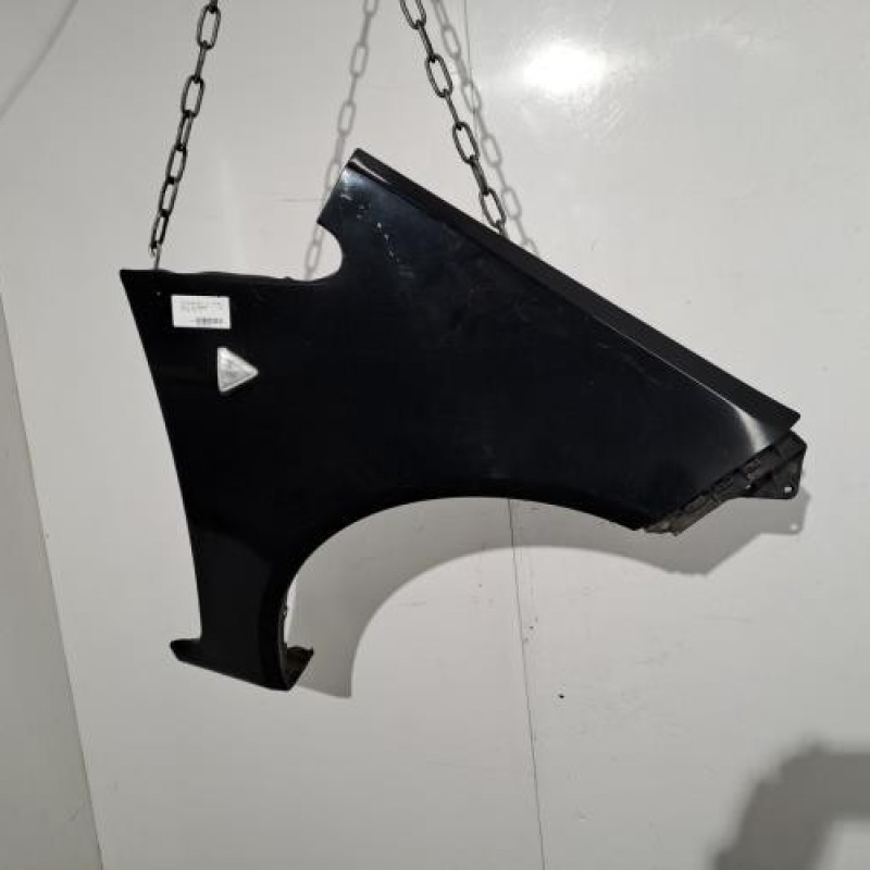 Aile avant droit MITSUBISHI COLT 6