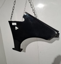 Aile avant droit MITSUBISHI COLT 6