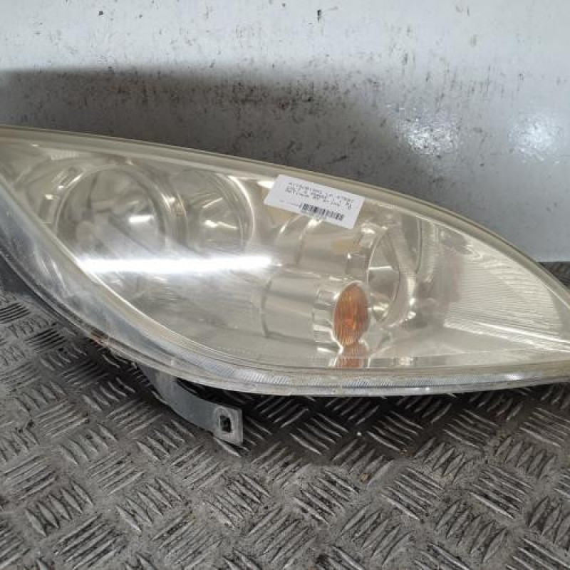 Optique avant principal droit (feux)(phare) MITSUBISHI COLT 6