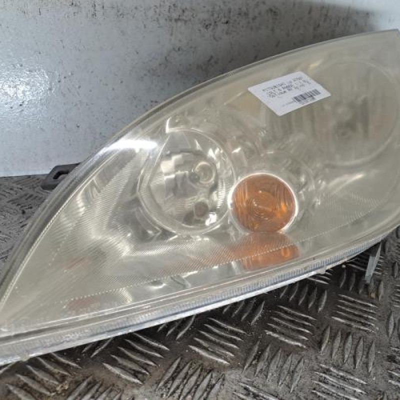 Optique avant principal gauche (feux)(phare) MITSUBISHI COLT 6
