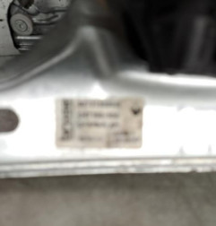 Leve vitre electrique avant gauche RENAULT MEGANE 4 Photo n°4