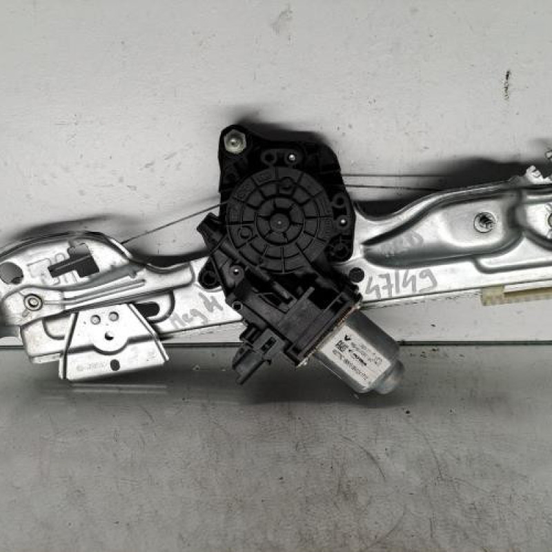 Leve vitre electrique arriere droit RENAULT MEGANE 4