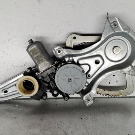Leve vitre electrique arriere gauche TOYOTA VERSO Photo n°1