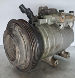 Compresseur clim HYUNDAI COUPE 2 Photo n°1