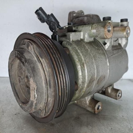Compresseur clim HYUNDAI COUPE 2 Photo n°1