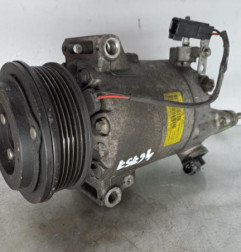 Compresseur clim FORD FIESTA 6 Photo n°1