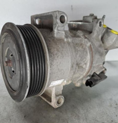 Compresseur clim PEUGEOT 208 1 Photo n°1