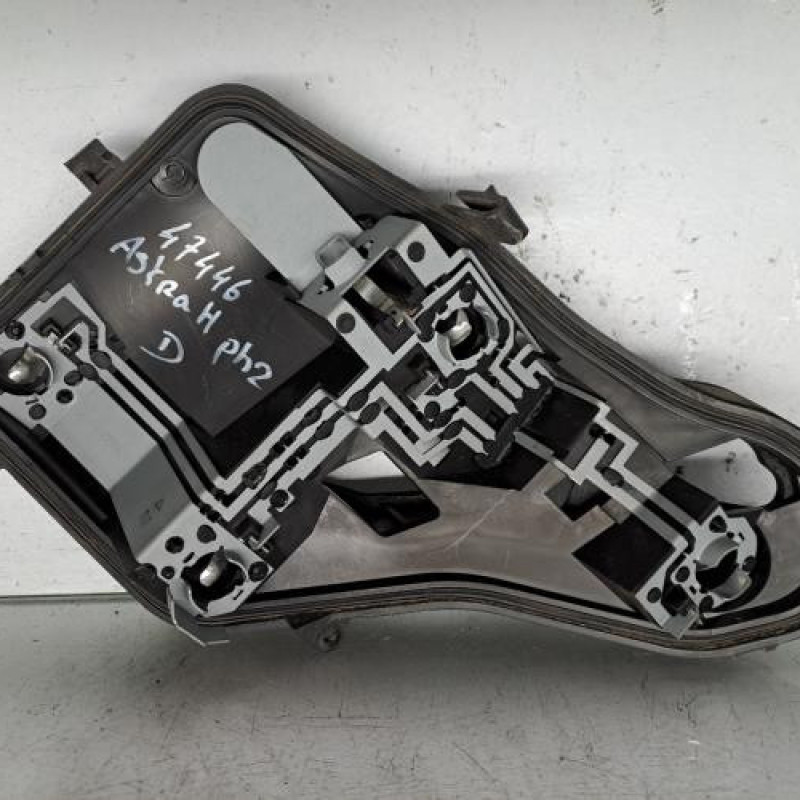 Platine feu arriere droit OPEL ASTRA H