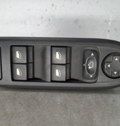 Interrupteur de leve vitre avant gauche PEUGEOT 508 1 SW Photo n°1